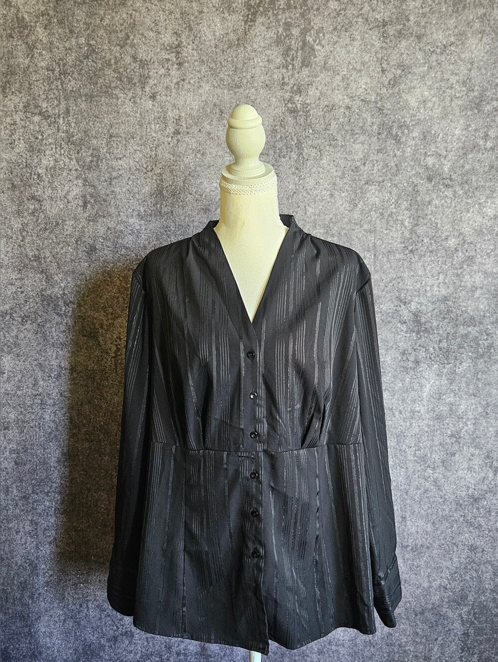 croft & barrow Black Button-Front V-Neck Long Sleeve Top